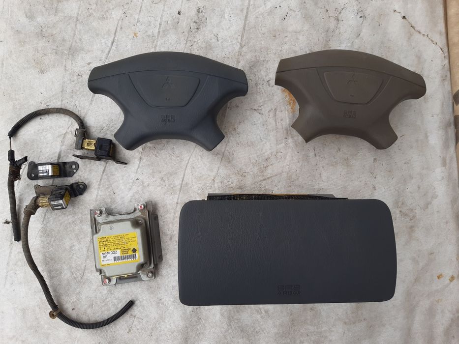 Подушка безпеки Mitsubishi Paqero Sport 1999-2008 безопасность airbag