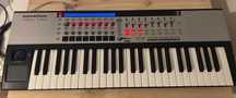 Controlador MIDI Novation 49SL MkII