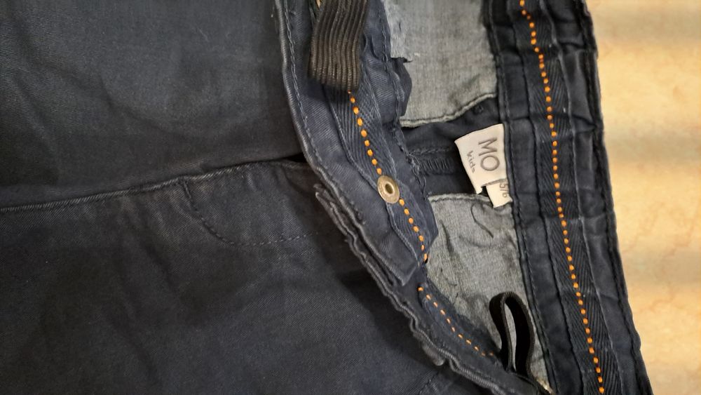 Calções azuis escuros 5/6 anos