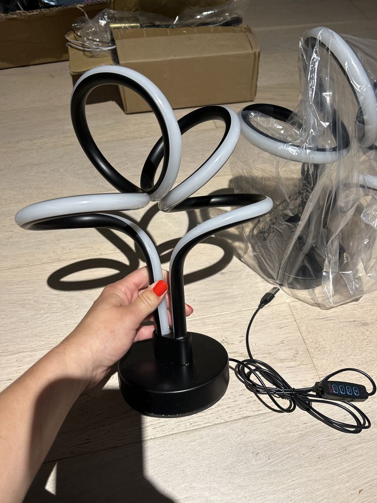 Lampka nocna usb z pilotem