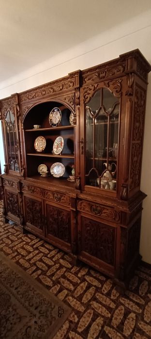 Sala jantar antiga completa