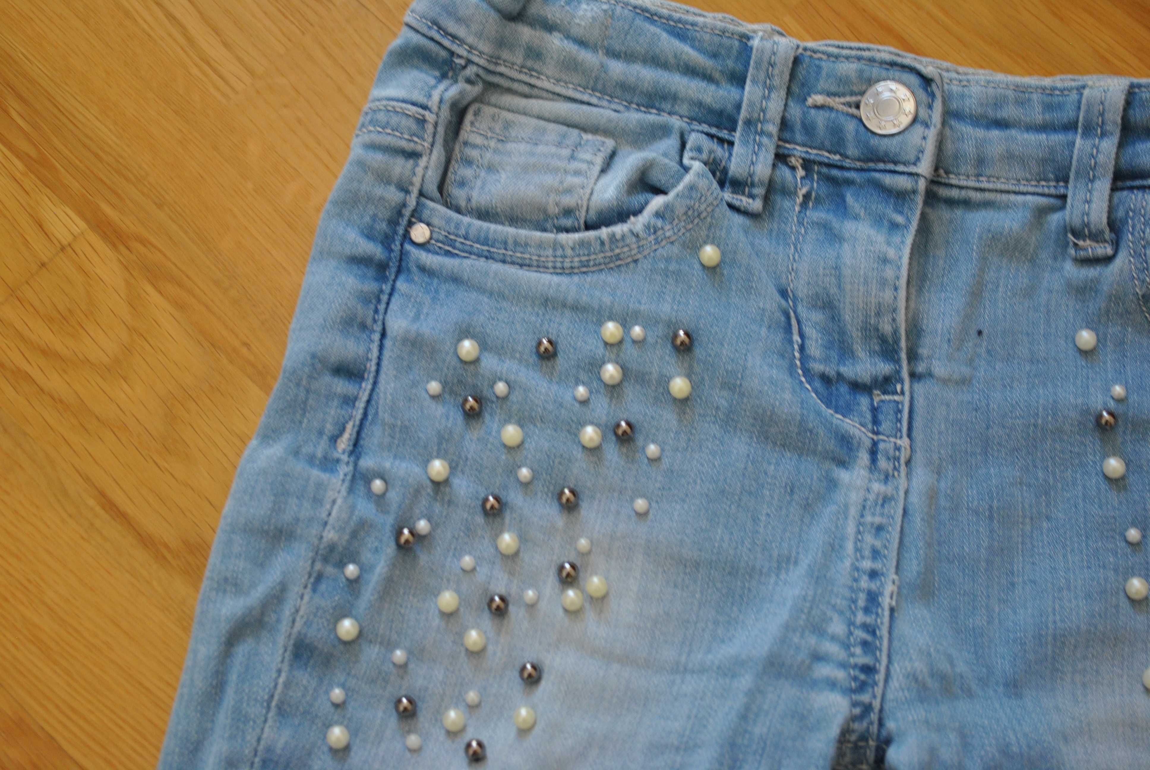 Spodnie jeansowe r. 116 Matalan