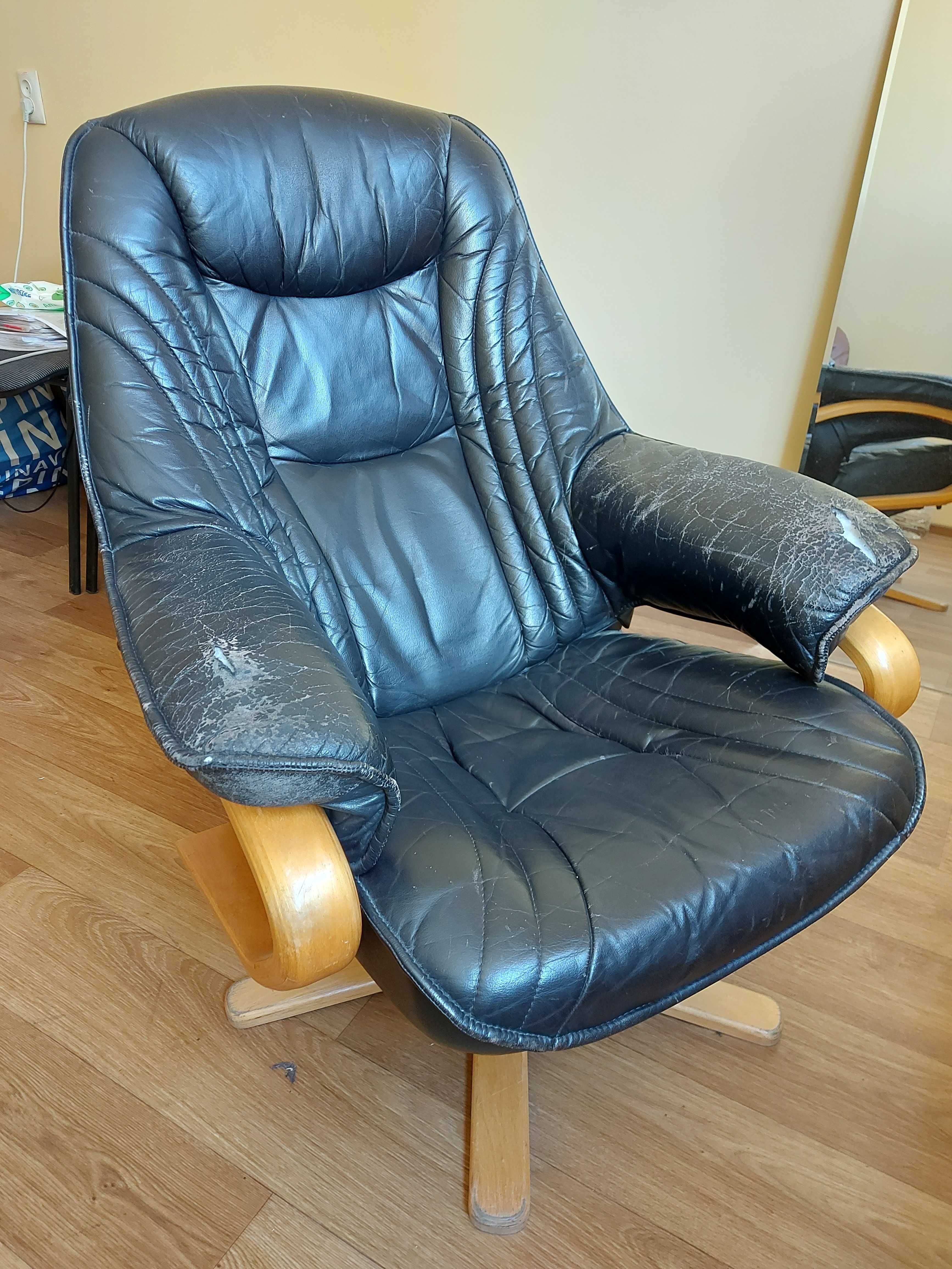 Вінтажне шкіряне крісло для відпочинку
