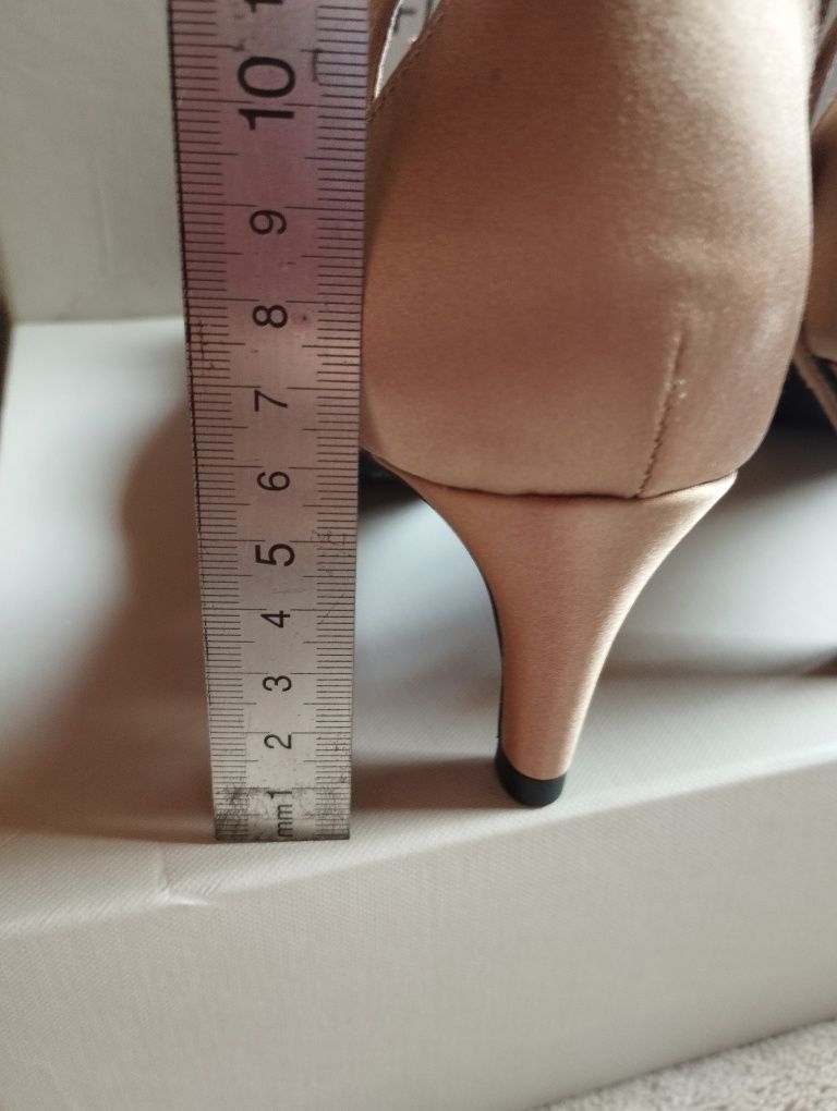 Sandały damskie eleganckie Sofie schnoor