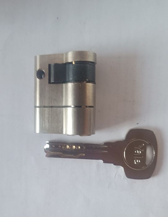Wkładka do zamka Yale 2100 antywłamaniowa jednostronna 10/30 mm
