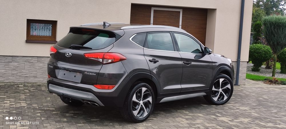 //Hyundai Tucson 1,6T-GDI 177KM//Serwis//NAVI/Kamera/Ledy//