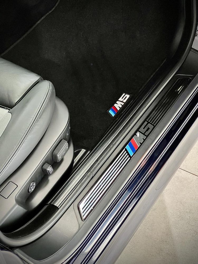 BMW M5 E39 2003r Lift szyberdach Carbonschwarz 100% oryginał!