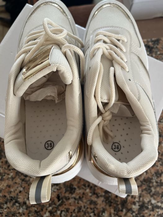 Tenis bege novos,38