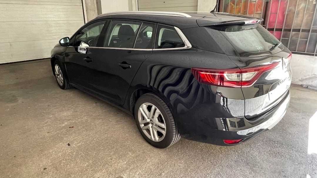 Renault Megane Sport Tourer 1.5 Dci 110 V - 2017 - Impecável de tudo