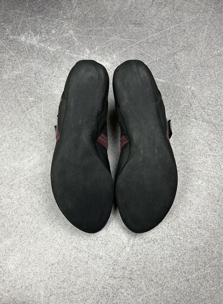 Black Diamond Momentum (42) скельні туфлі скалки клімбінг