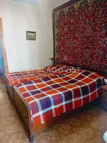 Позняки.Продам 4-х кімн.квартиру  Григоренка Петра просп.,1а   110кв.м