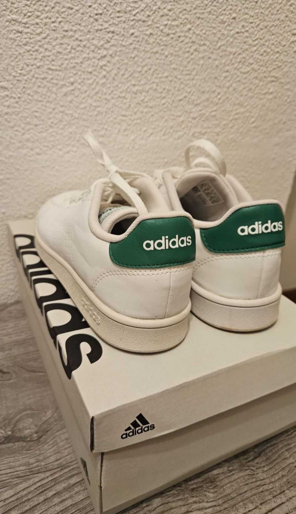 Sapatilhas Adidas tam. 36