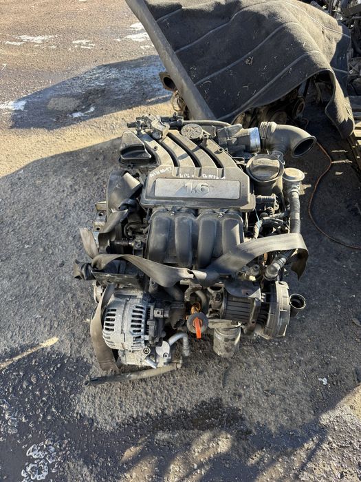 Двигун мотор BSE 1.6 MPI VW Audi Skoda Seat