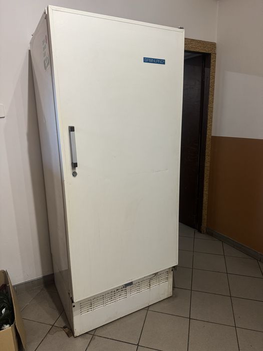 Chłodnia - szafa chlodnicza 700 L.