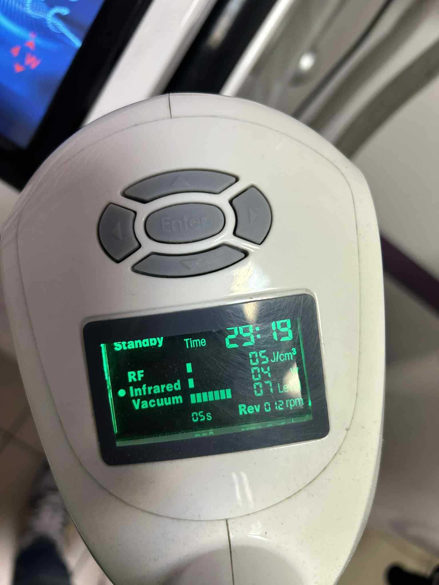 Velashape Beauty Shaper  Endermologia  plus kawitacja ultradzwiękowa
