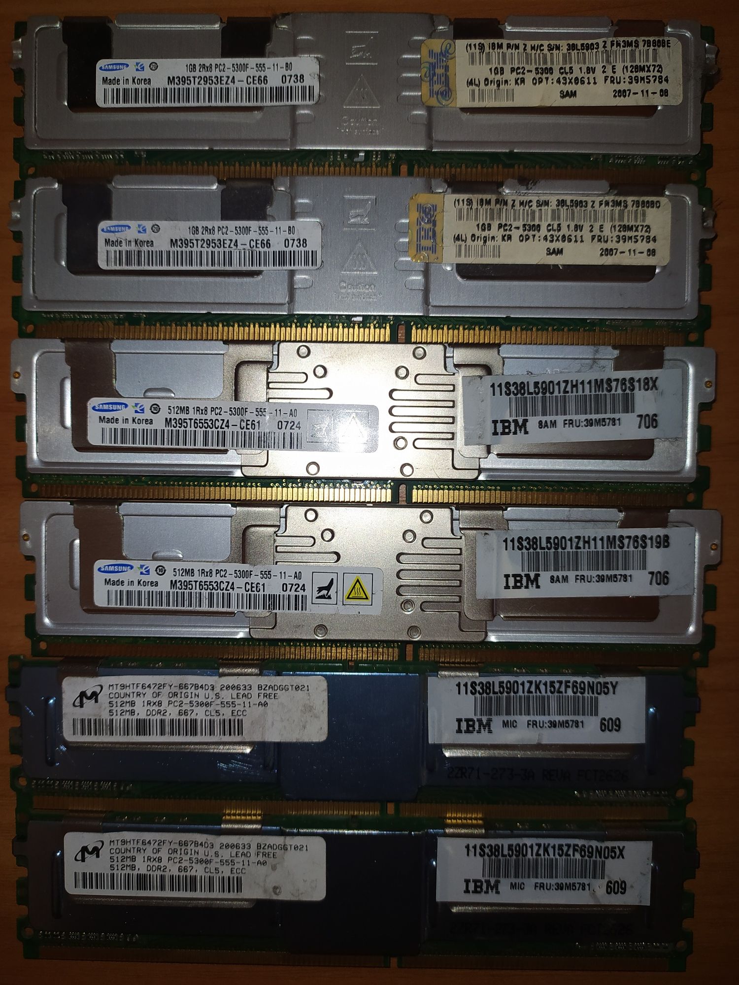 Оперативная память, DDR2 1GB, 512 MB)