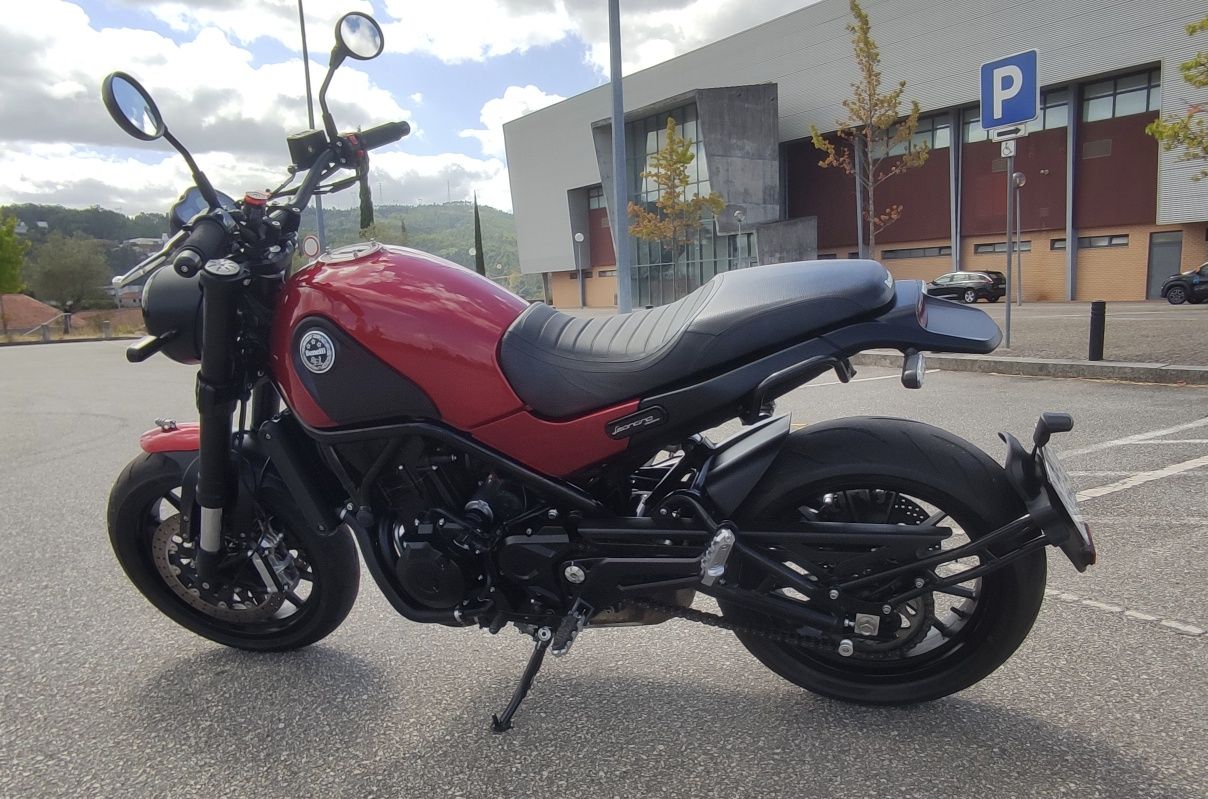 Benelli leoncino 500 - linda, como nova e sem nada a fazer