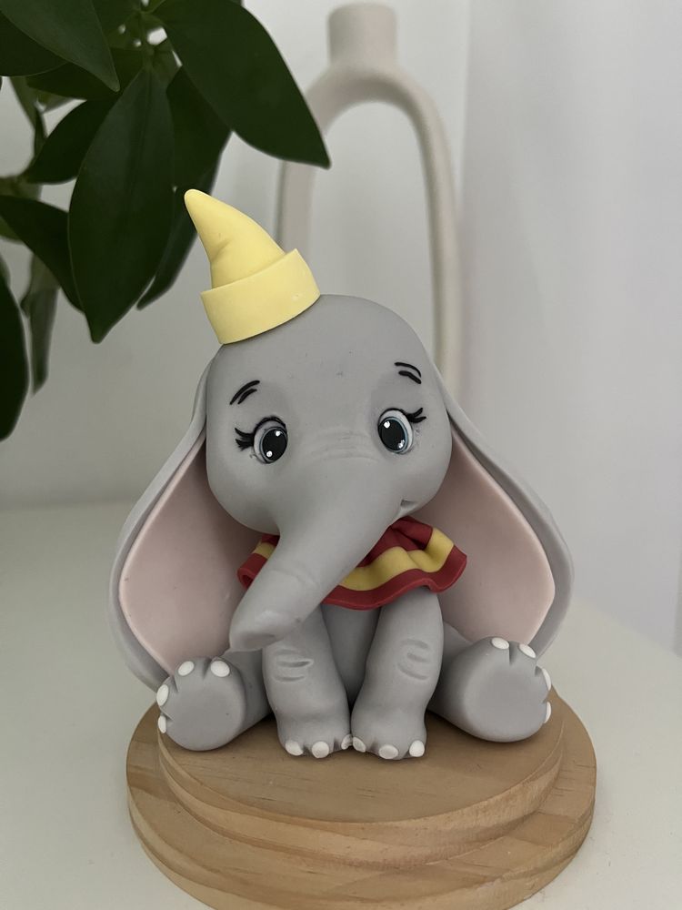 Slonik dumbo z masy cukrowej dekoracja inspiracja