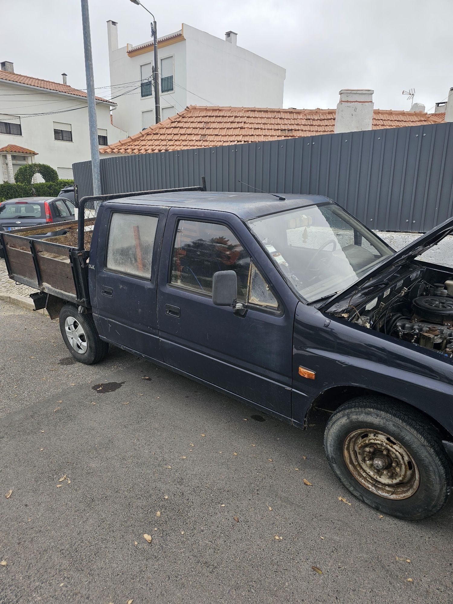 Carrinha caixa aberta izuzu