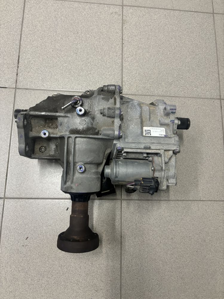 Reduktor skrzyni biegów rozdzielacz Ford Edge Lift Usa II 2.0