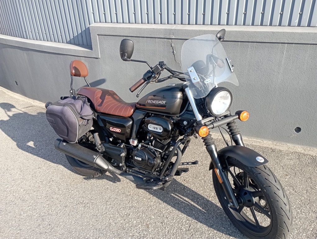 Moto UM Renegade 125 Sport