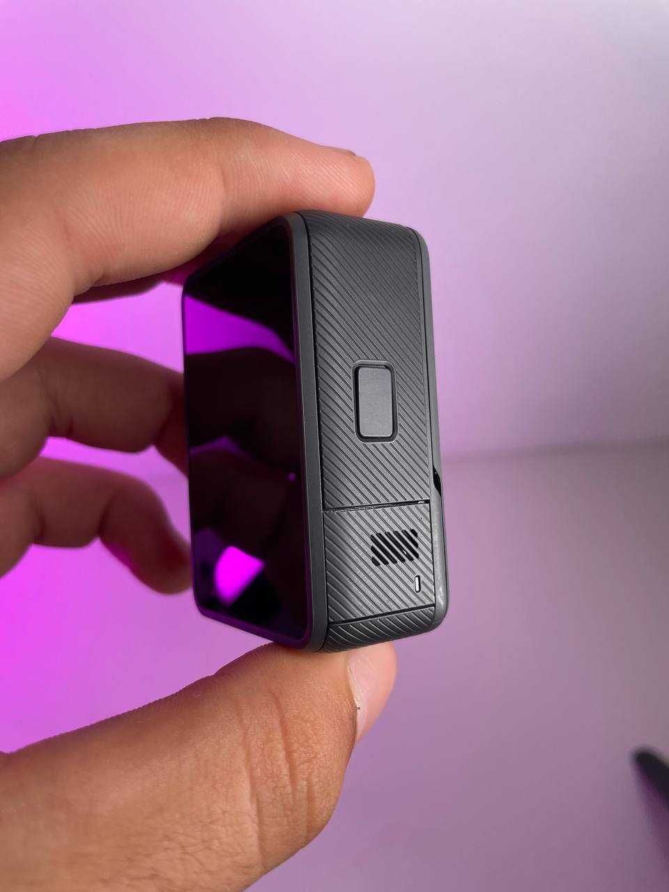 Екшн камера GoPro Hero HWBL1 в ідеальному стані, з комплектом