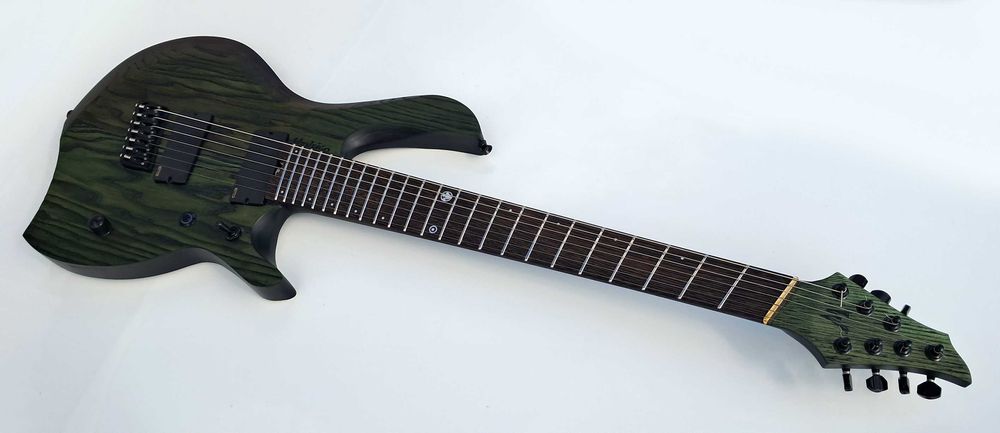 Електрогітара 7 струн мультімензура наскрізний гриф EMG