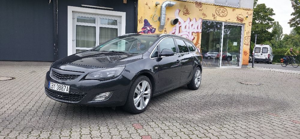 Opel Astra j sports Tourer