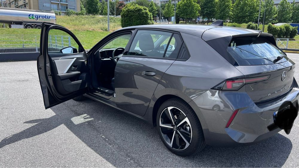 Opel astra edition 1.2T