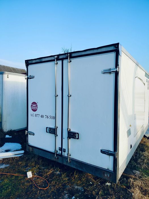 Kontener izoterma drzwi