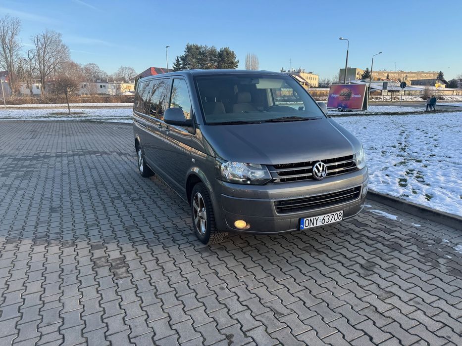Volkswagen Caravelle Volkswagen T5 Caravelle Long 9 osobowy 2.0 TDI 180 koni DSG