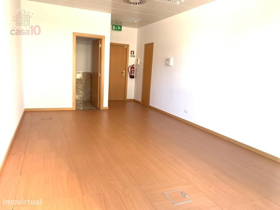 Excelente escritório para venda no Parque das Nações