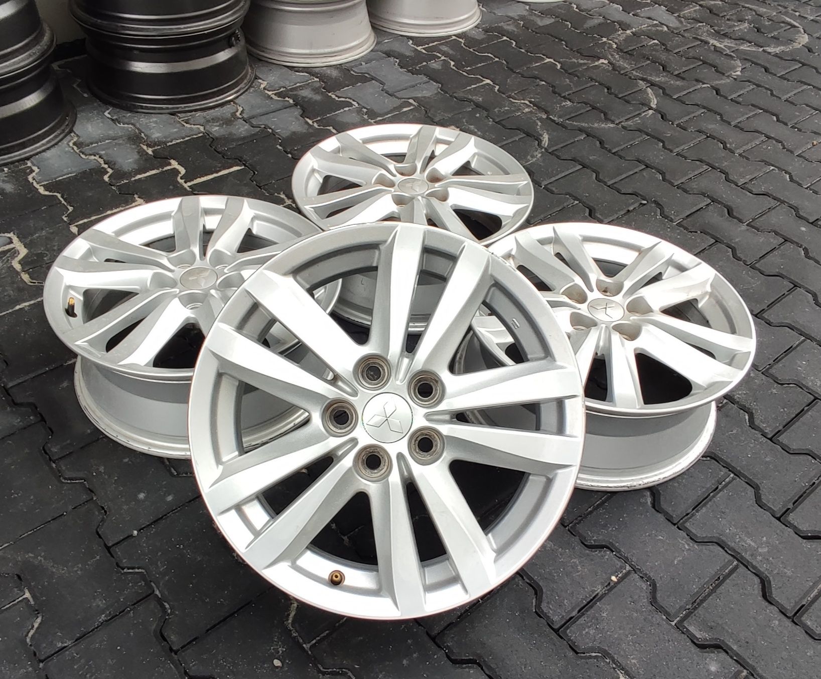 17 " 5x114.3 6.5J  felgi aluminiowe Mitsubishi ASX Outlander