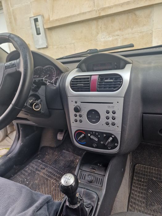 Opel corsa c 1.2 em bom estado
