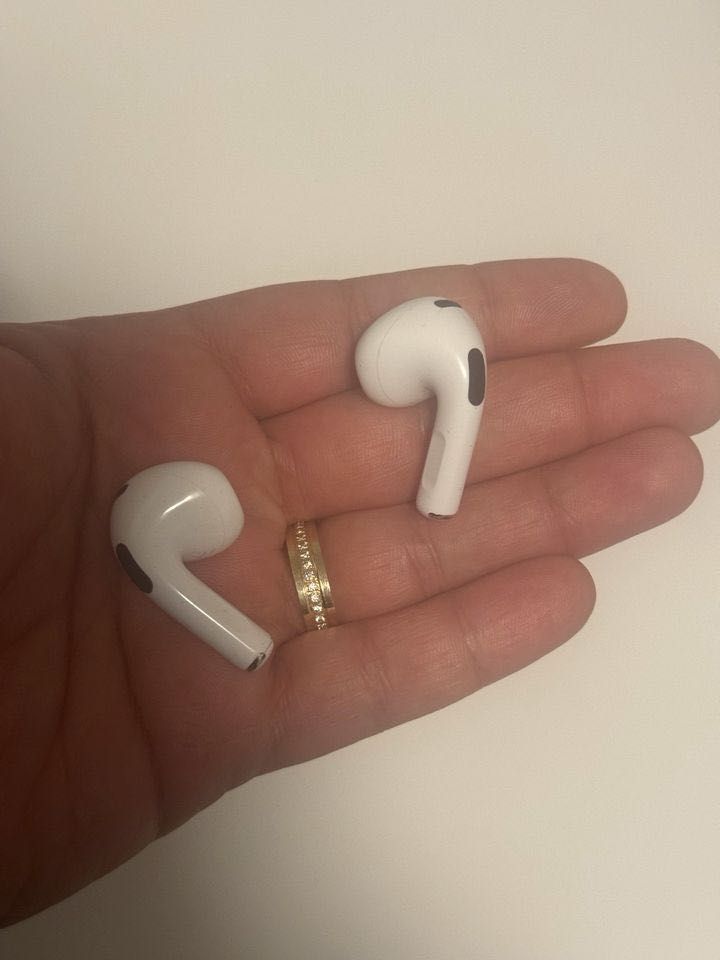 Apple Airpods 3-го покоління навушники продам (ідеал)