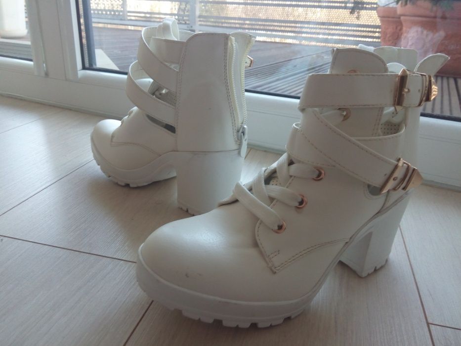 Botki z CCC, kolekcja Galerii Krakowskiej