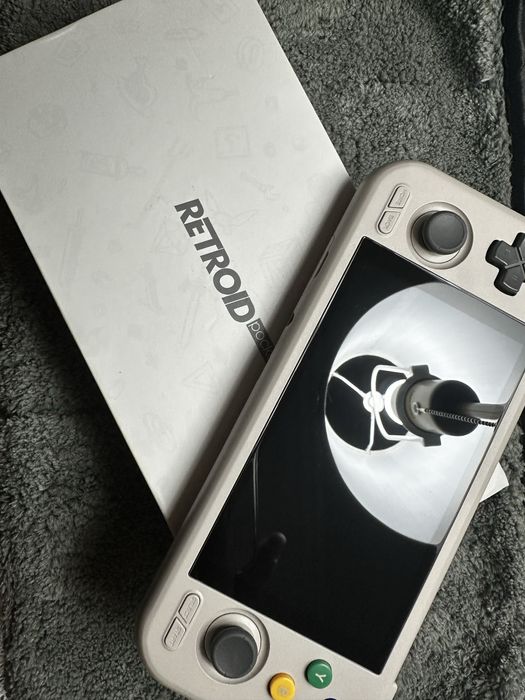 Retroid Pocket 4 Pro – Consola Retro C/Nova