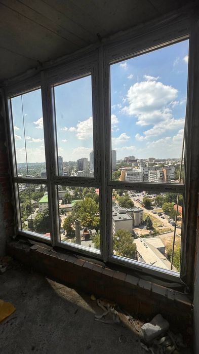 Продам 2-х кімнатну квартиру в ЖК MONTBLAN