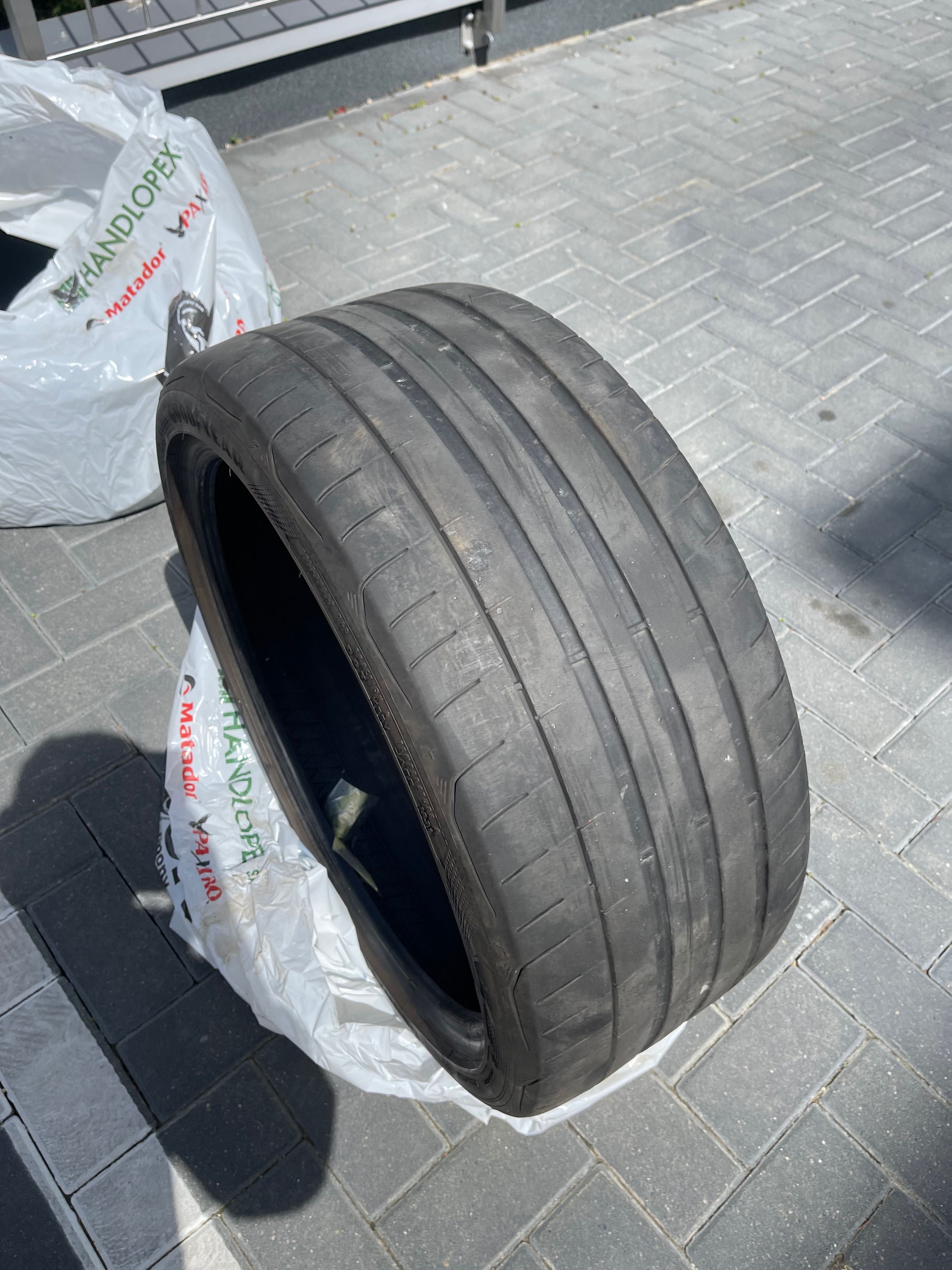 Opony letnie Pirelli, Goodyear 255/35/20