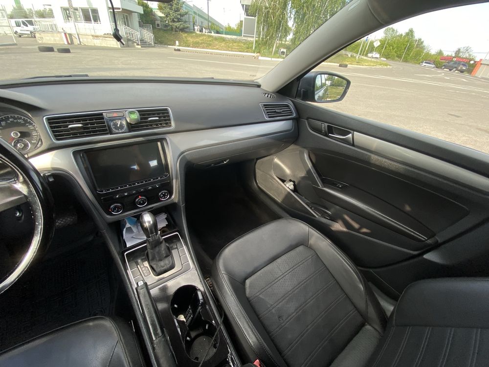 Volkswagen passat b7 2014 2.5 газ
