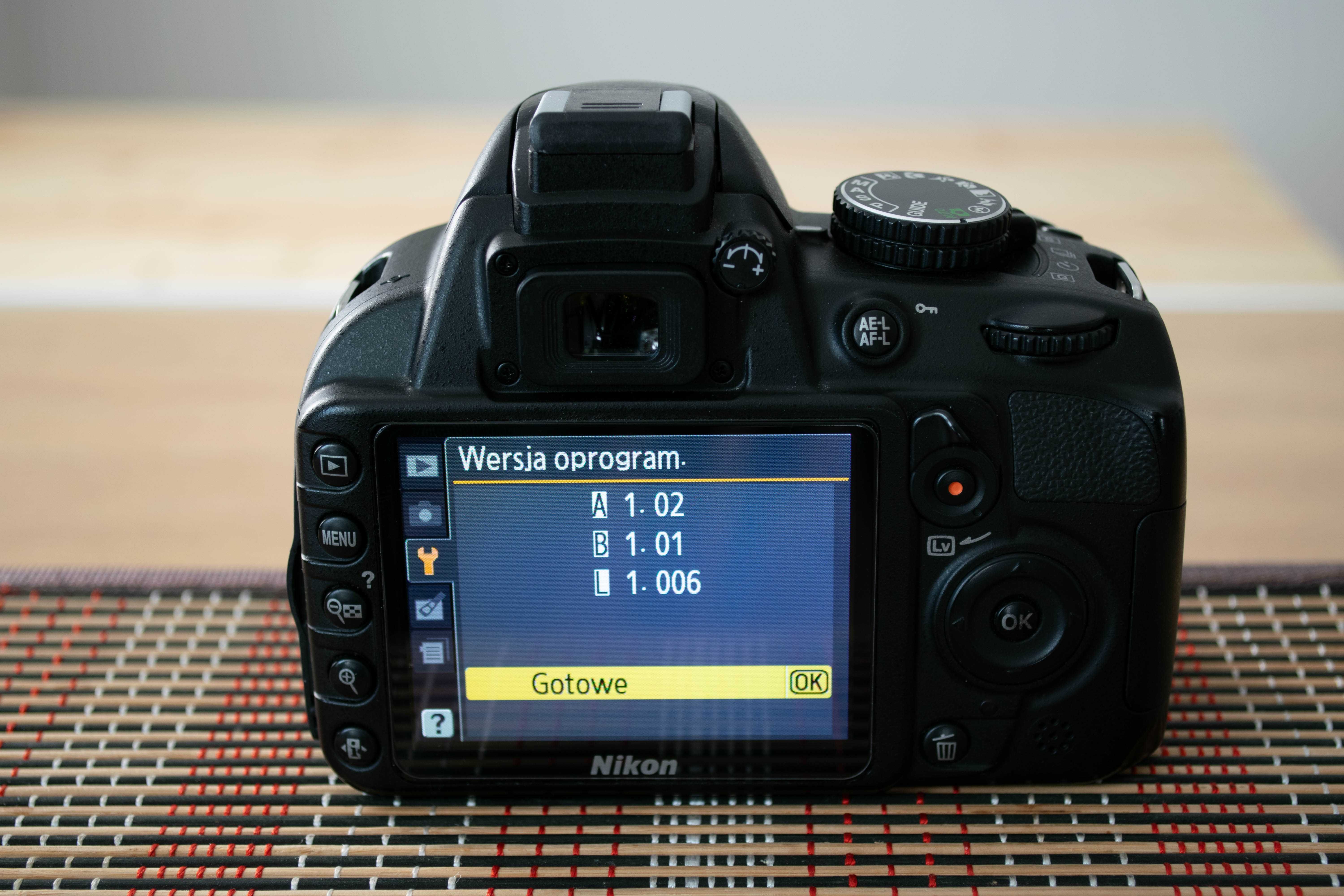 Lustrzanka Nikon D3100,  bardzo mały przebieg 3254 zdjęć