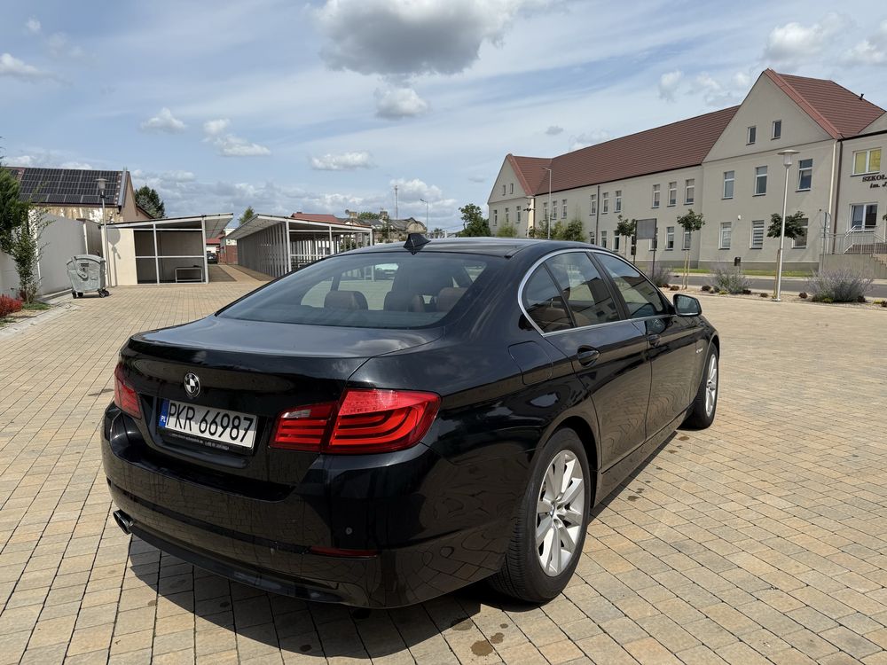 F10 *3.0Disel*BI-Xenon *Automat *Duza Navi*Skora*Sedan