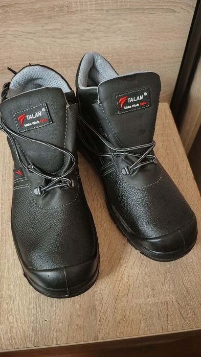 Робочі черевики фірми талан розмір 42 з захистом