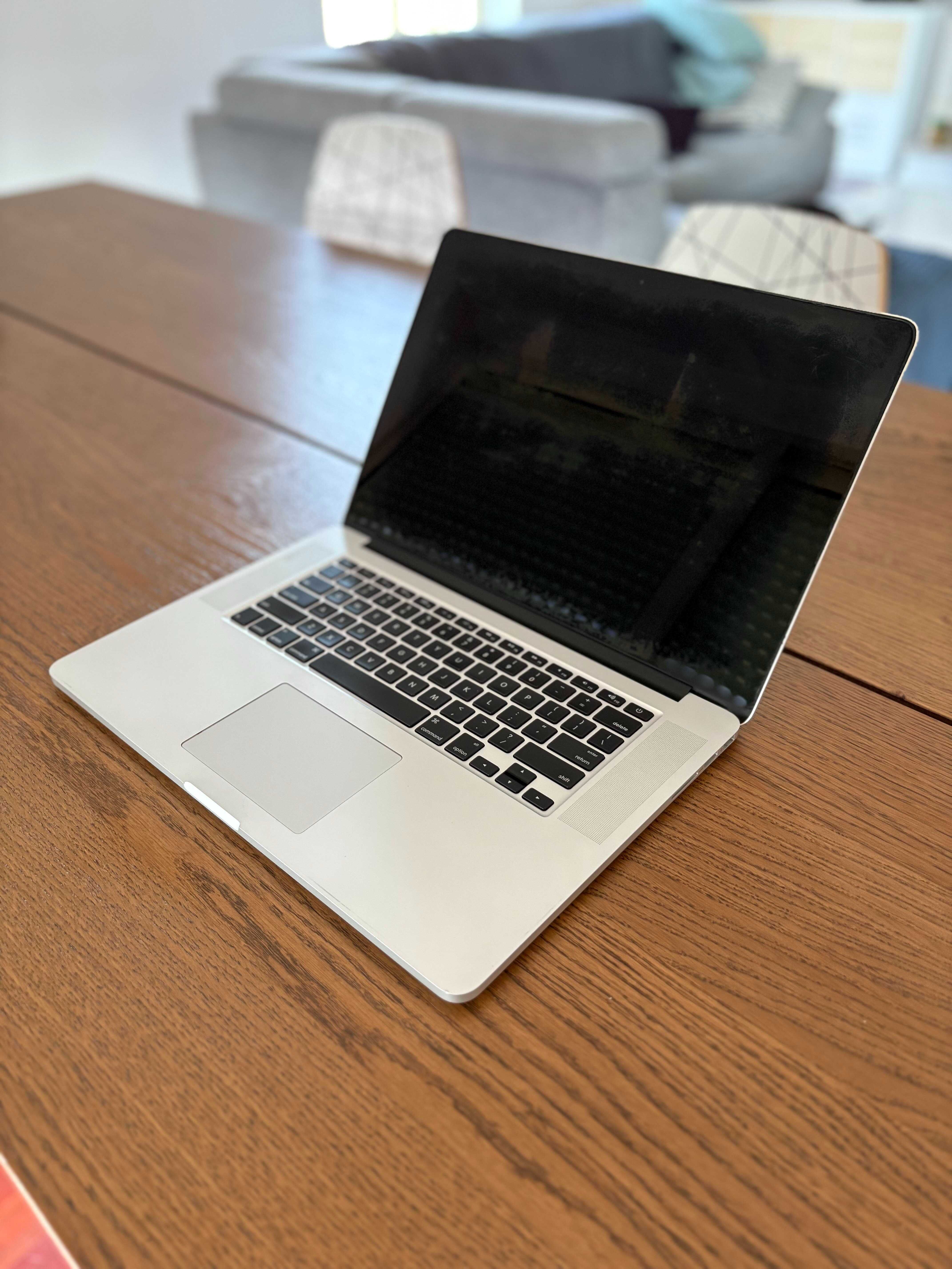 MacBook Pro 15 Mid 2015 para peças
