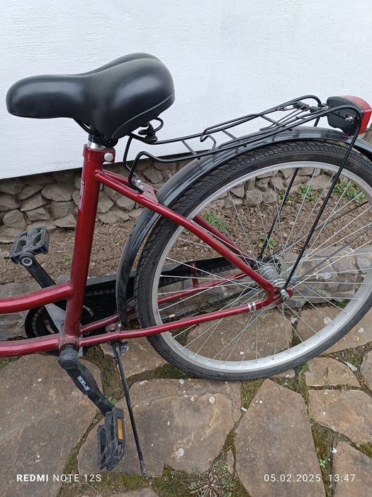 Велосипед Universal. Велосипед жіночий. Ровер