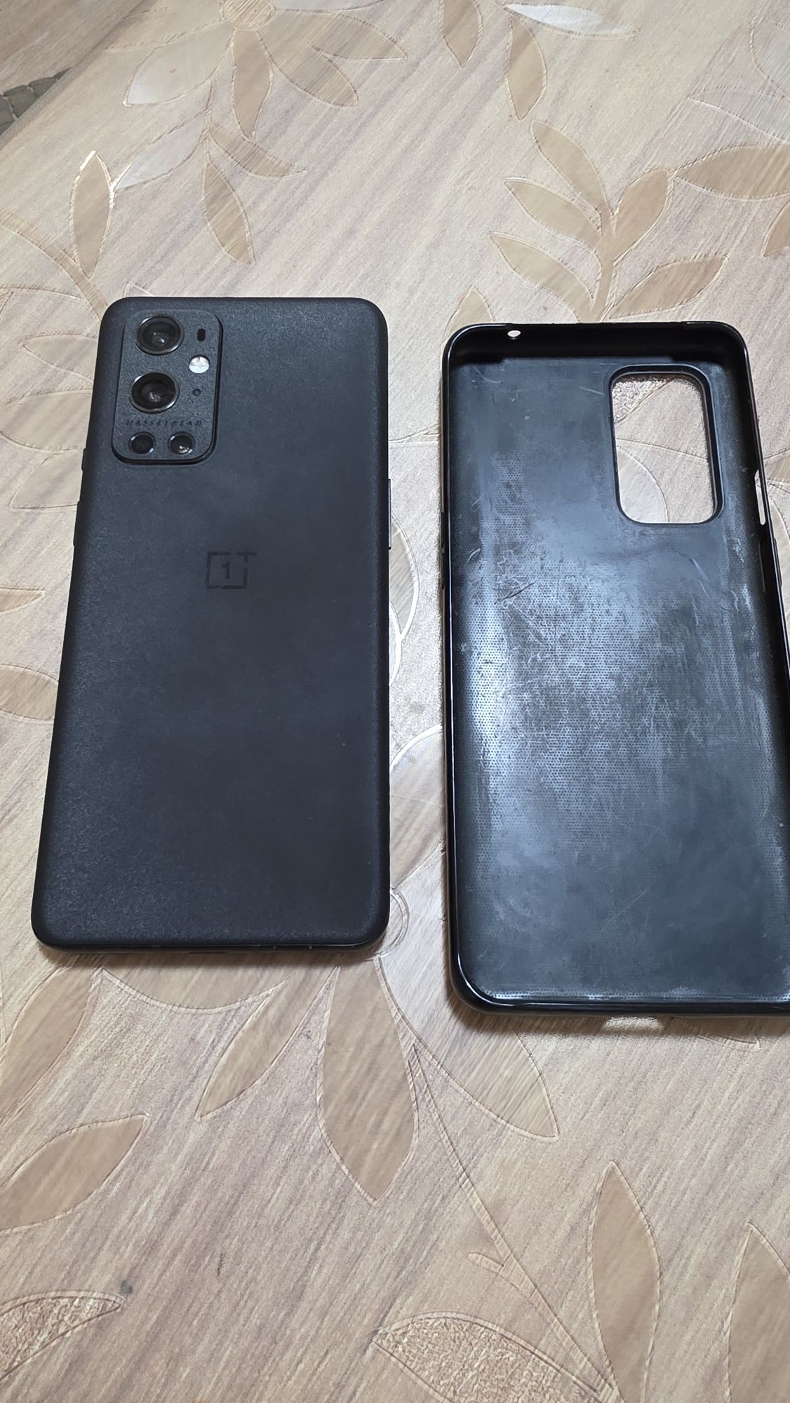 OnePlus 9 pro 12/256