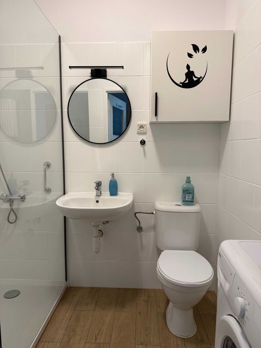 Mieszkanie 33,5m2 ,I piętro, os.Piastowske, do zamieszkania.