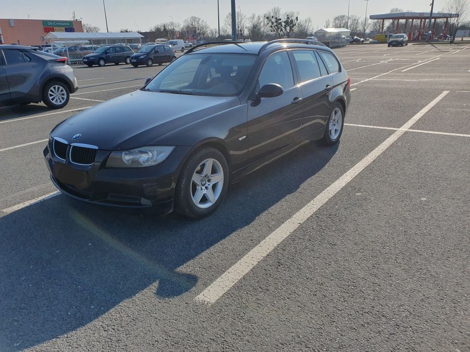 BMW e91-2007r-2.0 benzyna-143KM