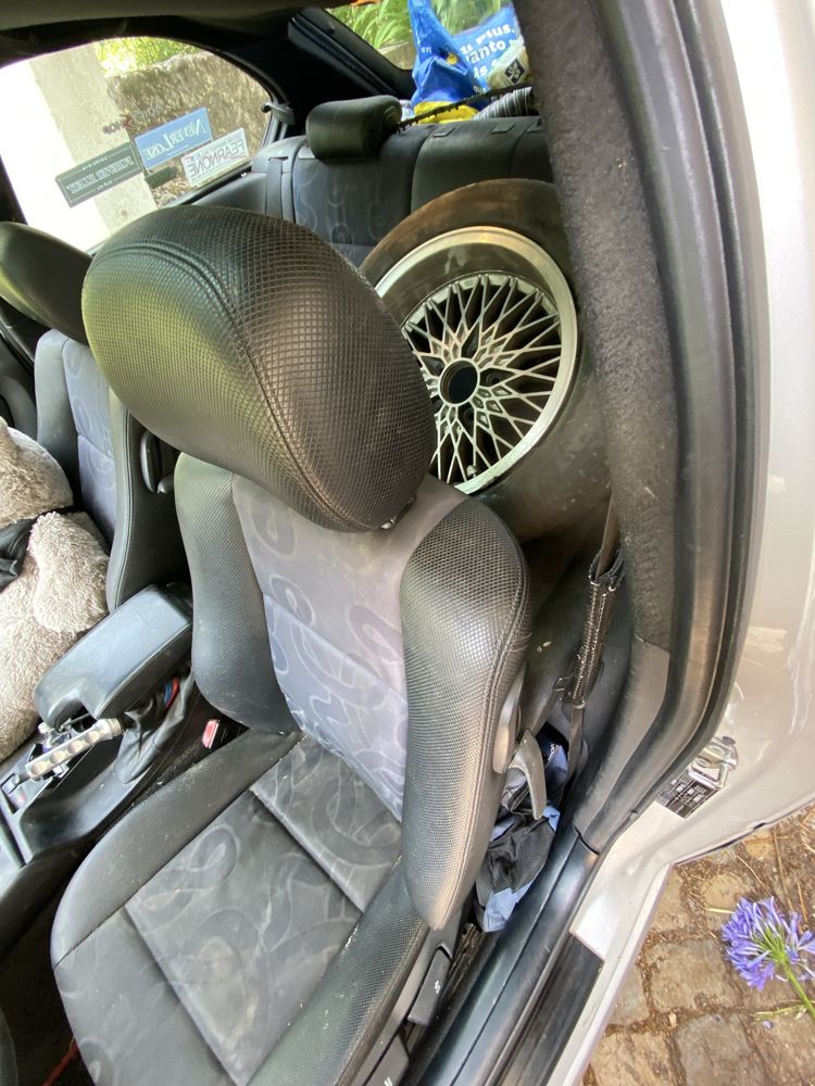 BMW e46 compact depois do acidente