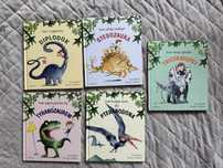 Seria ksiazek Ivar i dinozaury, zestaw książek o dinozaurach